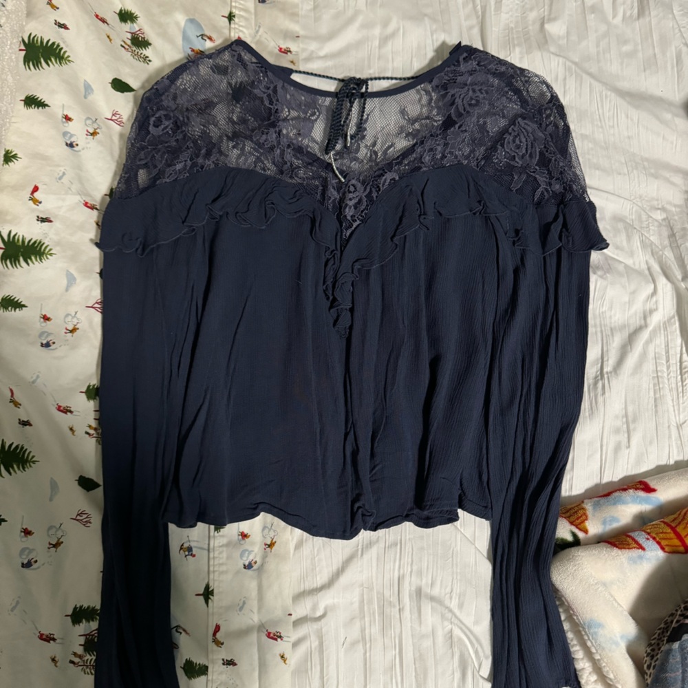 Women’s American Eagle dark blue blouse